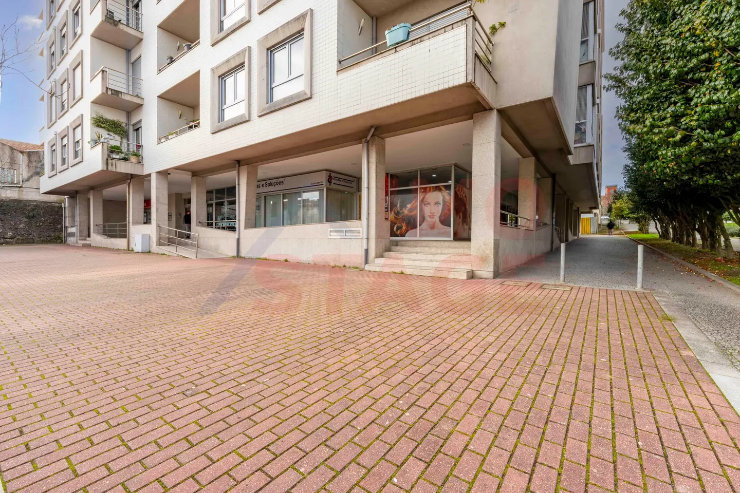 OPORTUNIDADE - T3 com Terraço em Águas Santas — fotografia 32