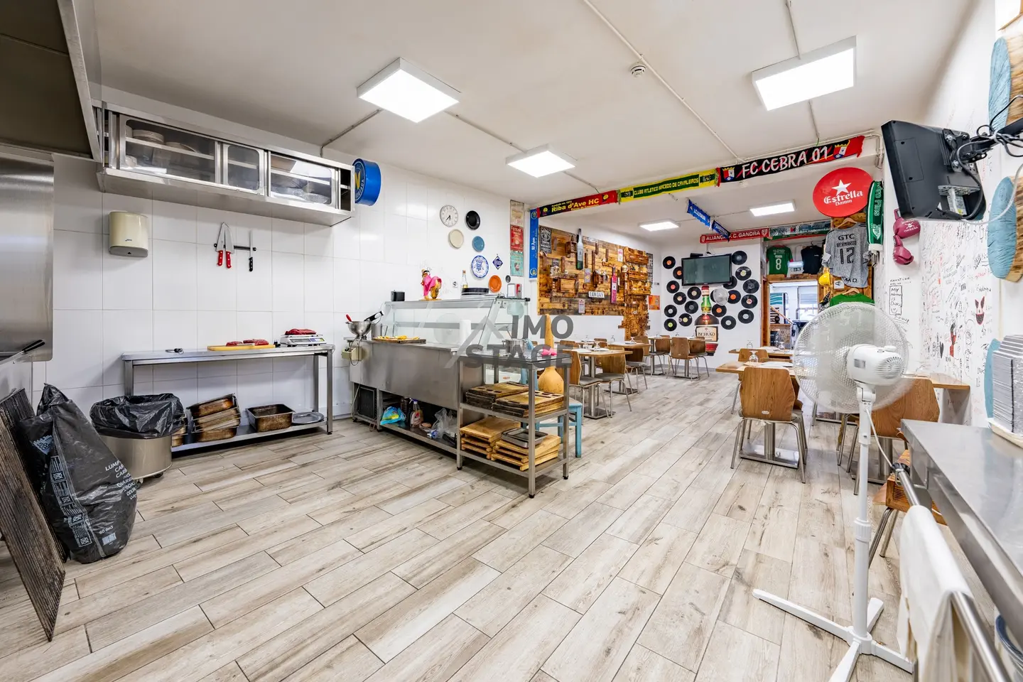 Oportunidade Única – Restaurante Totalmente Equipado e Pronto a Funcionar! — fotografia 15
