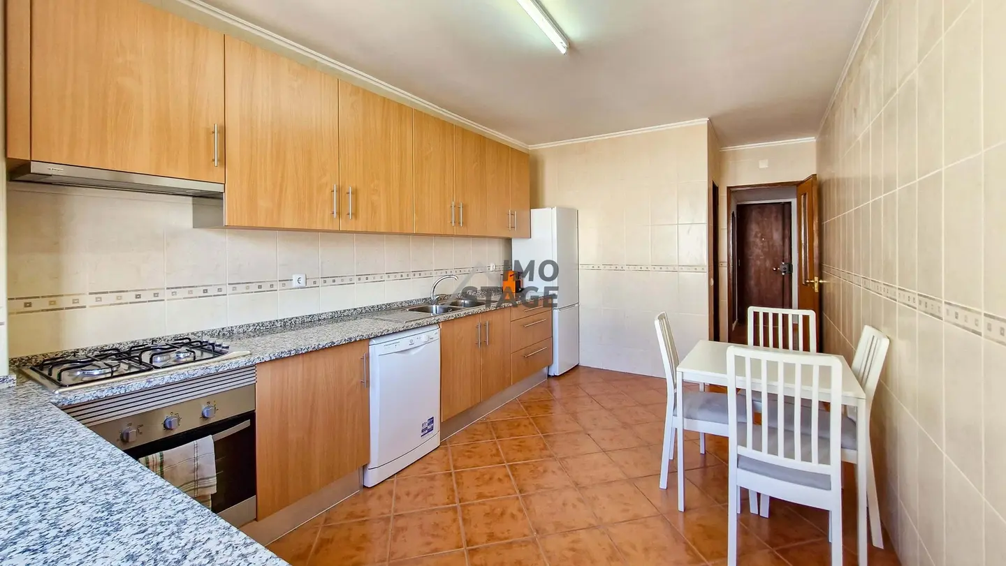 Apartamento T3 Pronto a Habitar – Totalmente Mobilado e Equipado! — fotografia 8