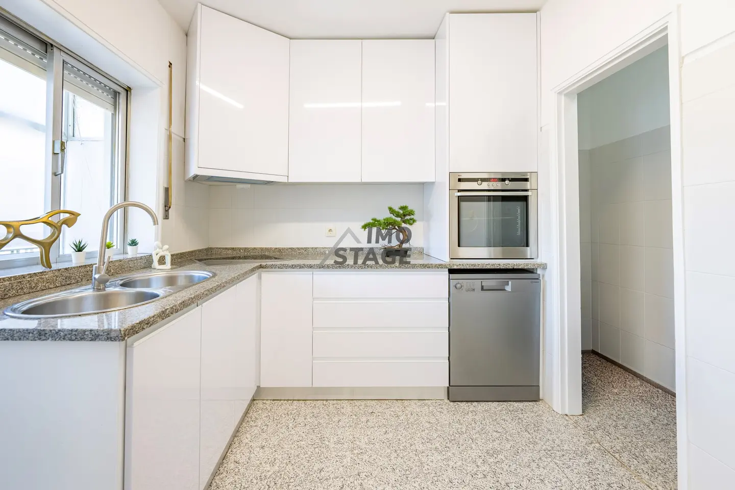 Apartamento T2+1 situado no Centro da Maia — fotografia 6