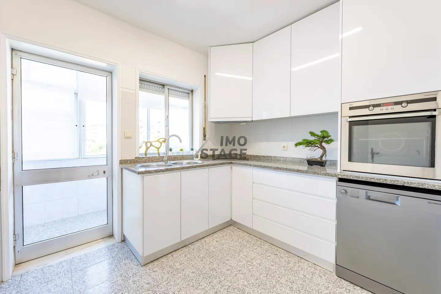 Apartamento T2+1 situado no Centro da Maia — fotografia 7